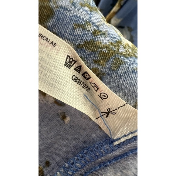 Free People Revolve Size Large HeatWave Blue Floral Print Smocked Maxi Dress NEW - Picture 14 of 15